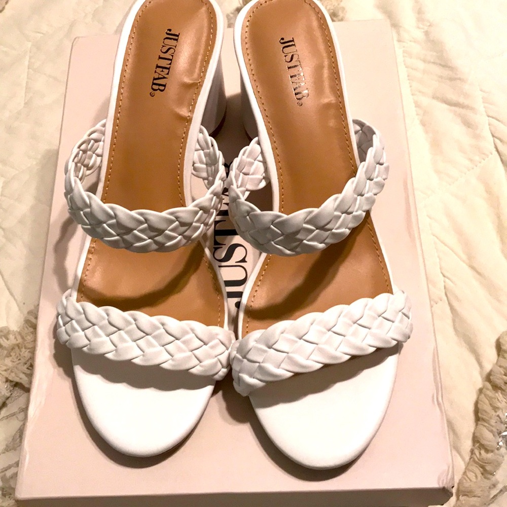 Brand New In Box! White Just Fab Sandals!